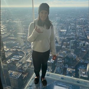 Meet your Posher, Robin